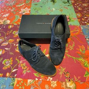 Tommy Hilfiger Women's Blue Suede 9M